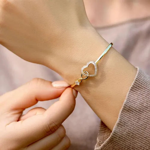 Brazalete Corazon Infinito +CAJAREG